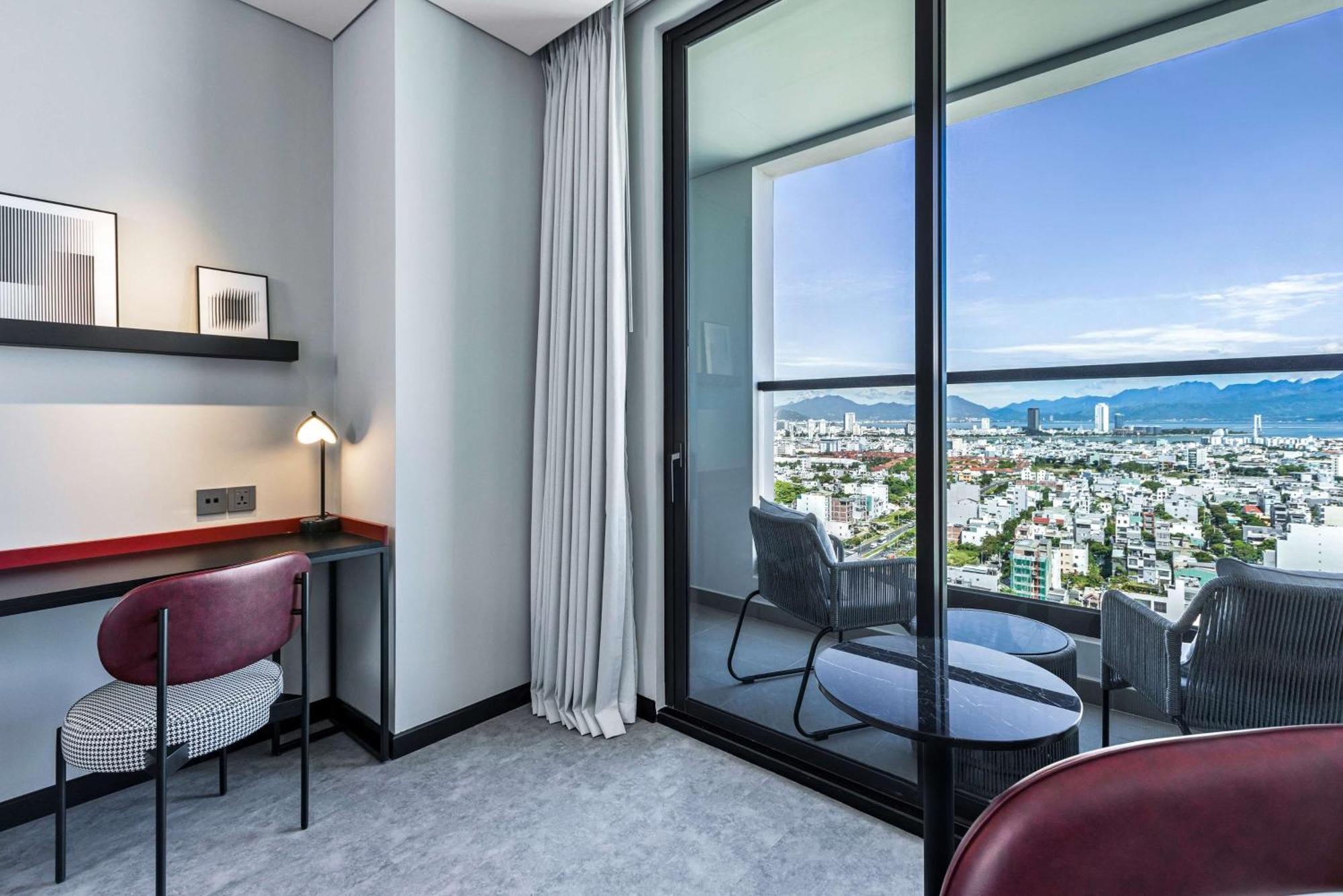 فندق Radisson Red Danang المظهر الخارجي الصورة