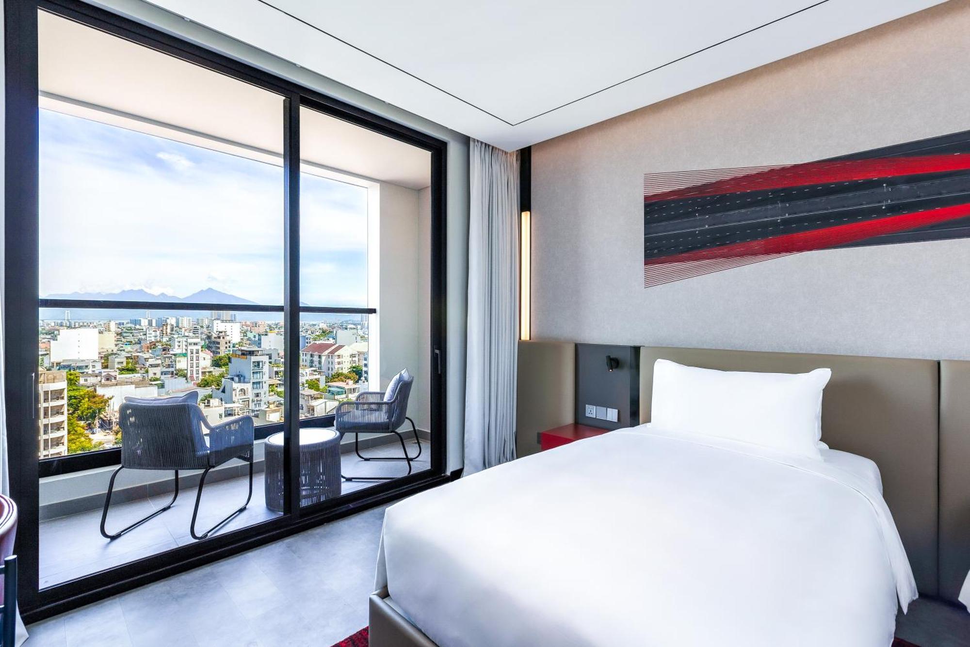 فندق Radisson Red Danang المظهر الخارجي الصورة